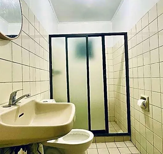 Hotel Qbee Pasay - Flexstay Near Naia